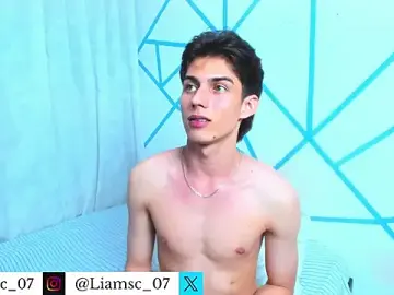 Stripchat Nude Webcam of liam_scott77