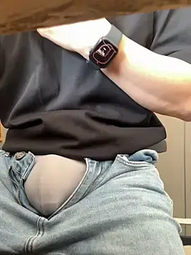 Stripchat Free Live Porn of snowmelt1