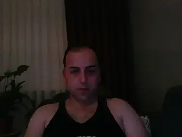 Stripchat Free Porn Cam of Yldrmm_9553
