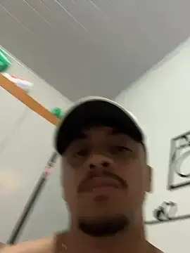 Stripchat Free Porn Cam of meteus40