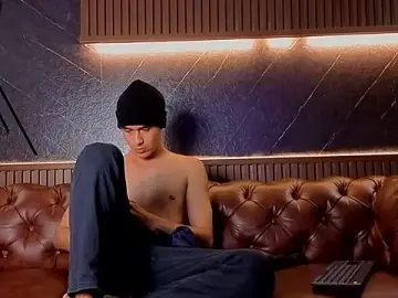 Stripchat Adult Webcam of edwardd_7