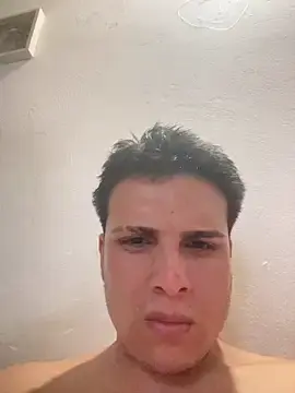 Stripchat Live Sex Cam of alexerdiego