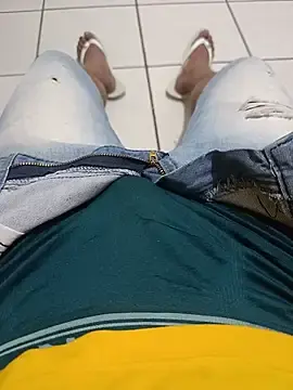 Stripchat Free Porn Cam of chicopistolarosa