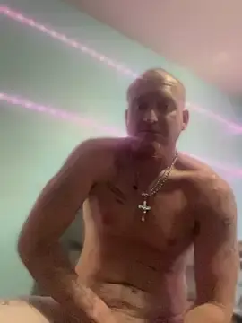 Stripchat Free Porn Cam of mygodisgood45