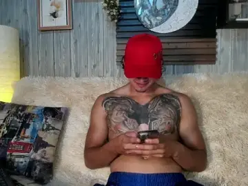 Stripchat Free Live Porn of elliot_colton