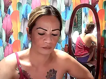 Stripchat Nude Webcam of Simplewild21