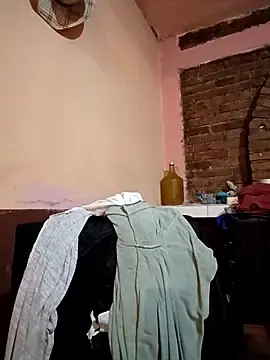 Stripchat Live Porn of MexiicanOooooooo