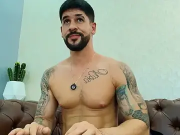 Stripchat Best Webcam of Petesevans