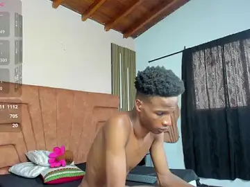 Stripchat Live Sex Cam of Tyson_Reed