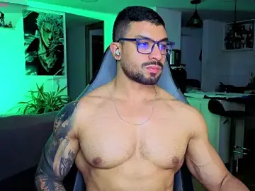 Stripchat Sex Chat of Michael_Diamond