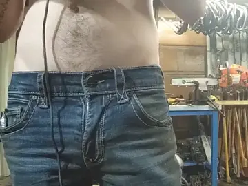 Stripchat Free Live Porn of Bigoleslong98765
