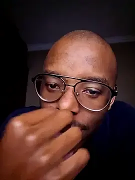 Stripchat Watch Live Sex Cams of MbeshePTA