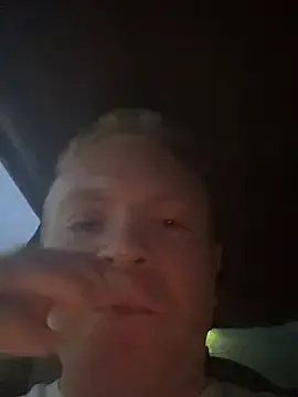 Stripchat Free Porn Cam of C_Huntsman