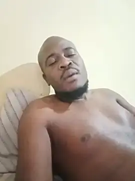 Stripchat Sex Cam of Kwanele854