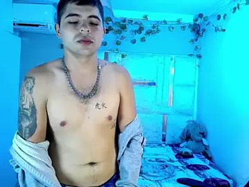Stripchat Sex Cam of ohio_bluee