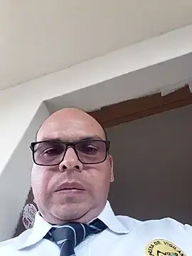 Stripchat Watch Live Sex Cams of Camilo-31RI