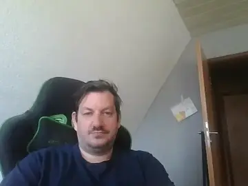 Stripchat Nude Webcam of Golffahrer1982