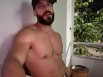 Stripchat Sex Cam of romeolovedark