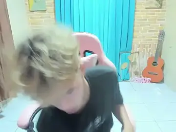 Stripchat Best live sex cam show of Nick_cummer12