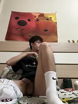 Stripchat Free Live Porn of sexyboy-3525