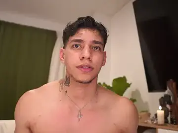 Stripchat Live Porn of Josep_Davies