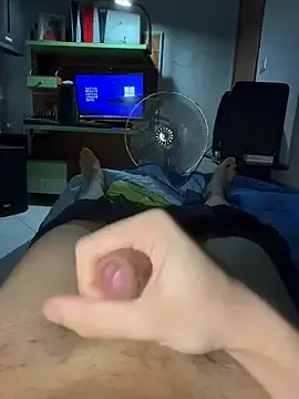 Stripchat Free Porn Cam of Alessandro_478