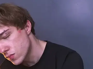 Stripchat Live Sex Cam of mark_shot