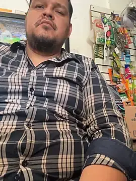 Stripchat Live Porn of fercho25rv