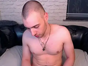 Stripchat Live Sex Cam of Mark_Venom