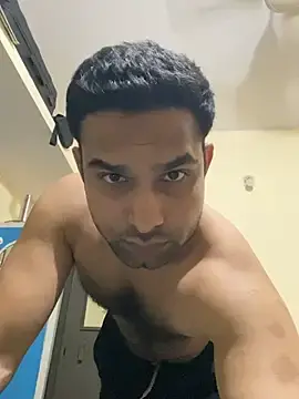Stripchat Live Sex Cam of wellitsme07