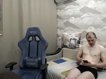Stripchat Sex Cam of SerzhKorol1