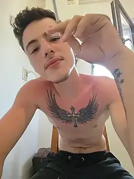 Stripchat Free Porn Cam of denysio89