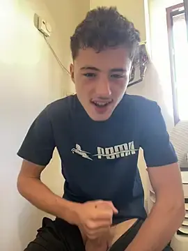 Stripchat Best live sex cam show of denysio89