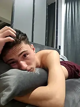 Stripchat Watch Live Sex Cams of denysio89