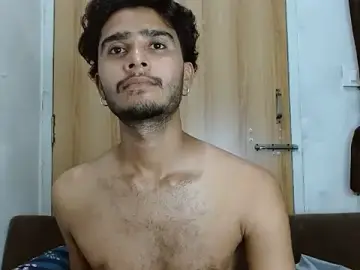 Stripchat Watch Live Sex Cams of CoralN