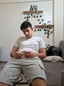 Stripchat Free Live Porn of Yasinyasin7