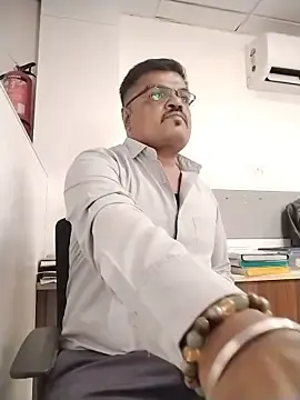 Stripchat Live Sex Cam of Desi_Lodo_Gujju_Boy