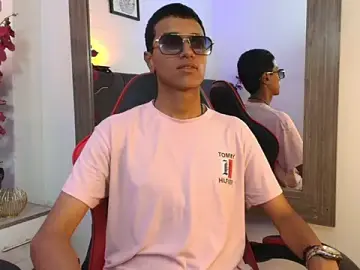 Stripchat Private Sex Chat of Alan_Colthon