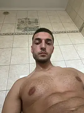 Stripchat Free Porn Cam of Mikl360