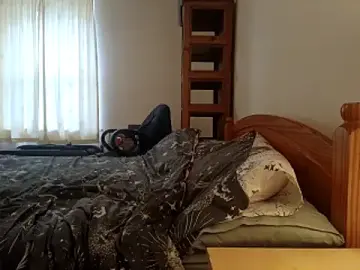 Stripchat Free Porn Cam of stud2512