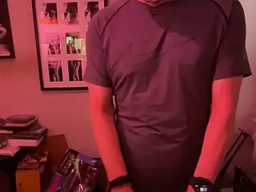 Stripchat Free Porn Cam of Britdazdaddy