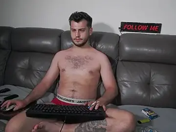 Stripchat Sex Chat of CrazyDom1