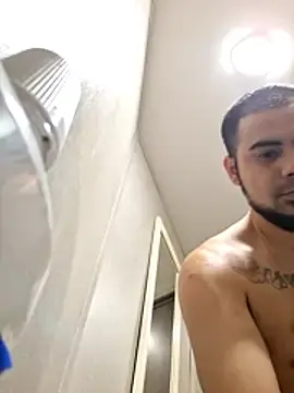 Stripchat Live Sex Cam of Texasboi3300