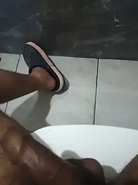 Stripchat Free Porn Cam of Thedickyoulove19