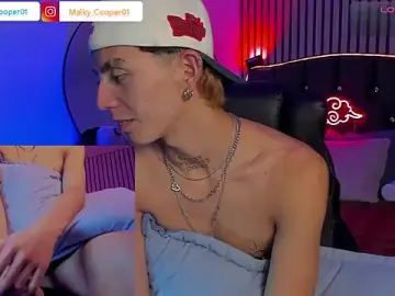 Stripchat Live Sex of Maiky_Cooper01