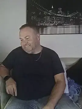 Stripchat Free Live Porn of Pourleplasirs