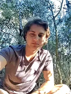 Stripchat Free Porn Cam of Lucasboy101