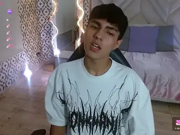 Stripchat Adult Webcams of Damian_tay