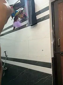 Stripchat Sex Cam of Spicy_boy_69