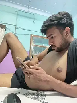 Stripchat Adult Webcams of Theguyat12am